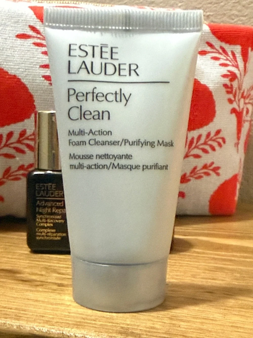 Estee Lauder Canvas Pouch with Deep Coral Floral Print and Skincare Trio; NWOT - Picture 6 of 9